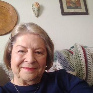 Meet your Posher, Pam